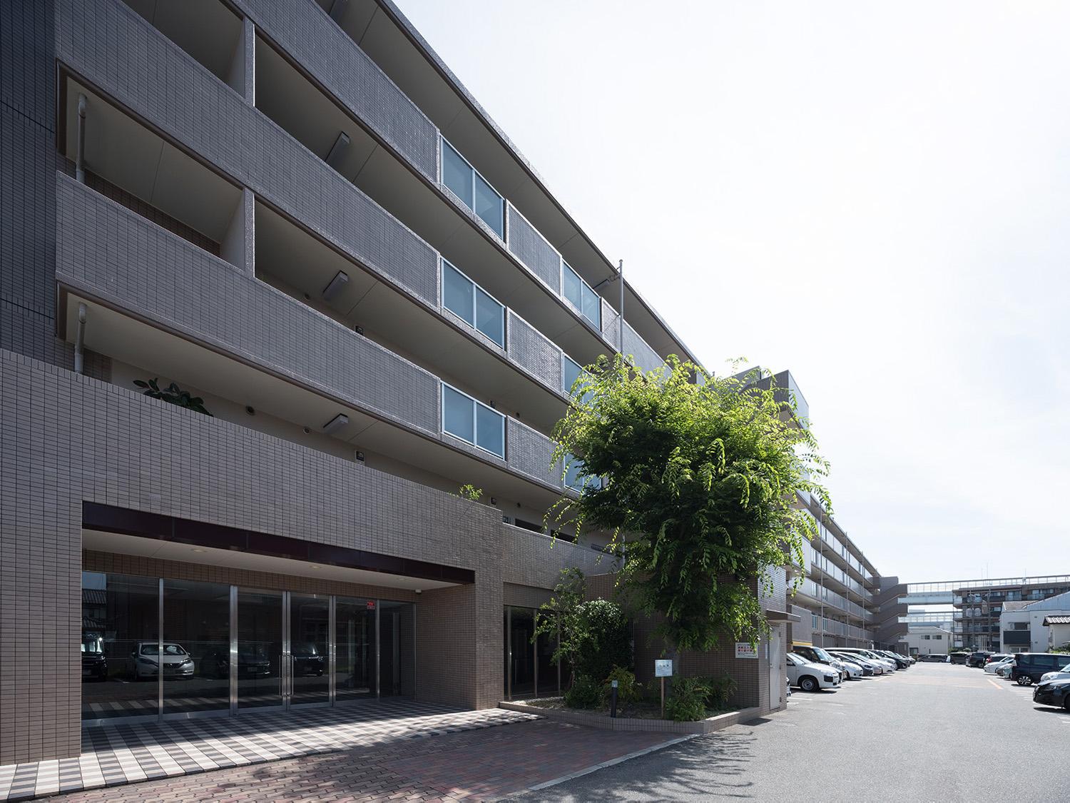 福岡市西区石丸の売買物件/都市高速沿いから一つ入ったところ、周辺は住宅街。
