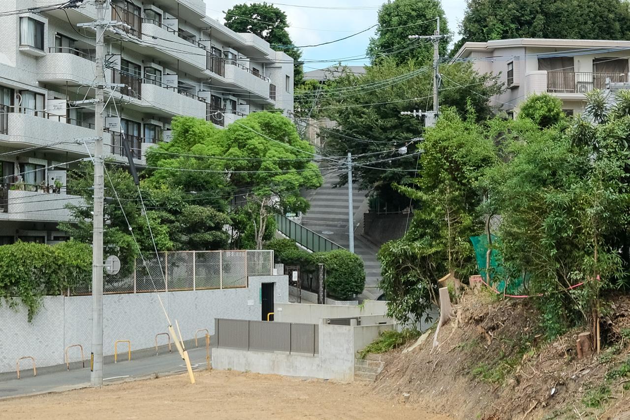 福岡市中央区谷の賃貸物件/真ん中の急勾配の坂を登ります。まぁまぁハードなので覚悟してください。