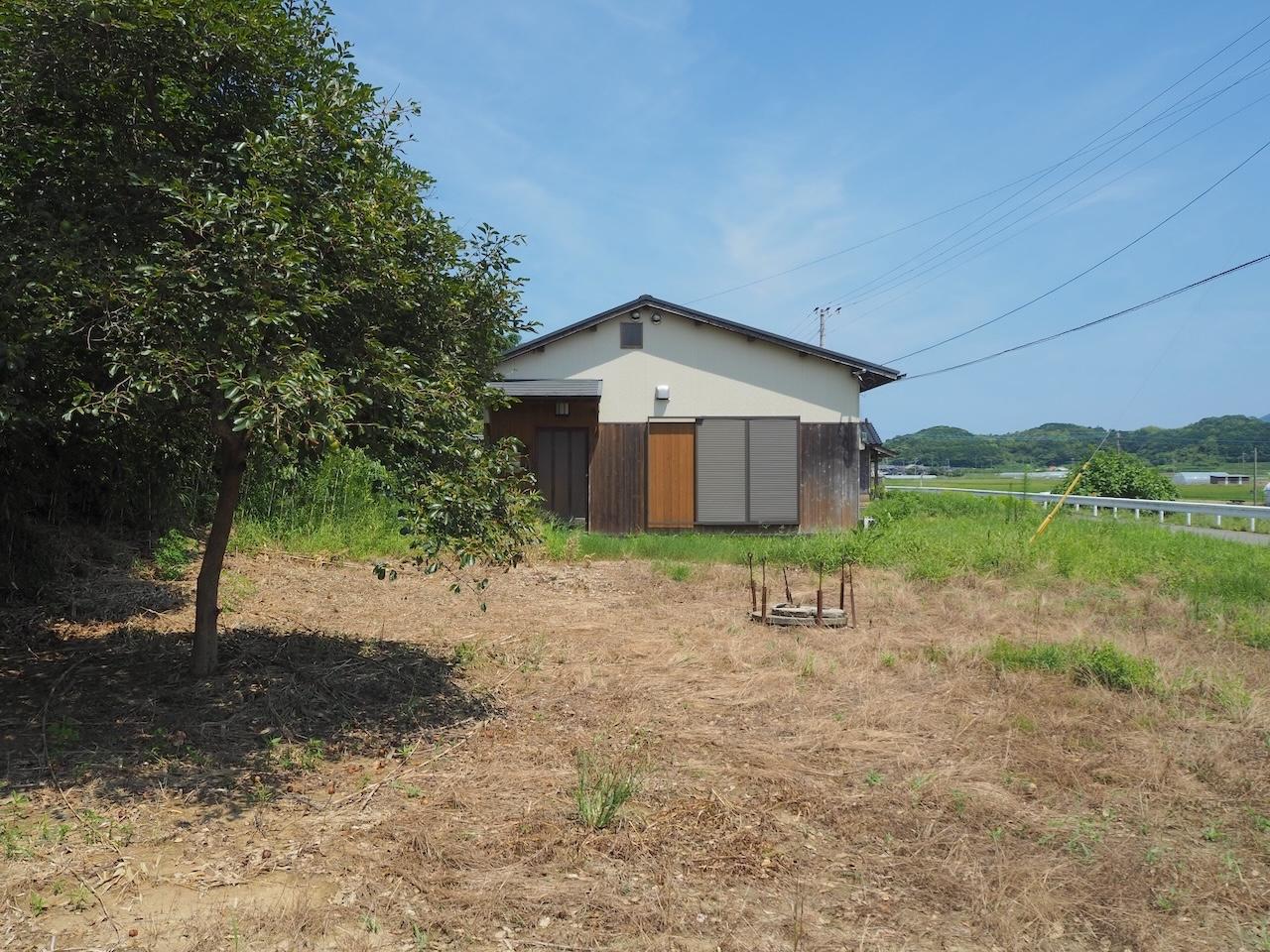 福岡県福津市勝浦の賃貸物件/玄関側から