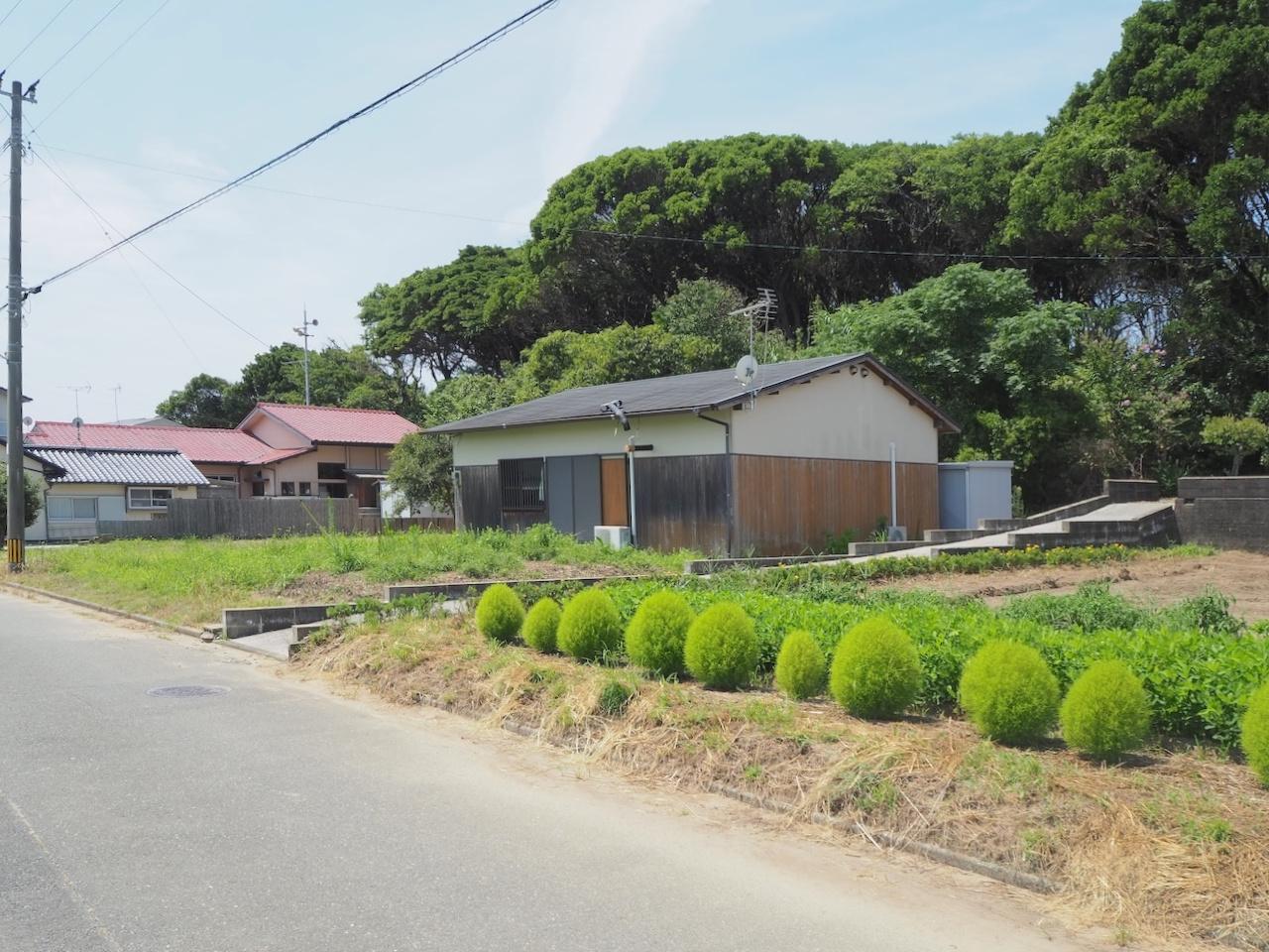 福岡県福津市勝浦の賃貸物件/奥には大自然、その奥には海。
