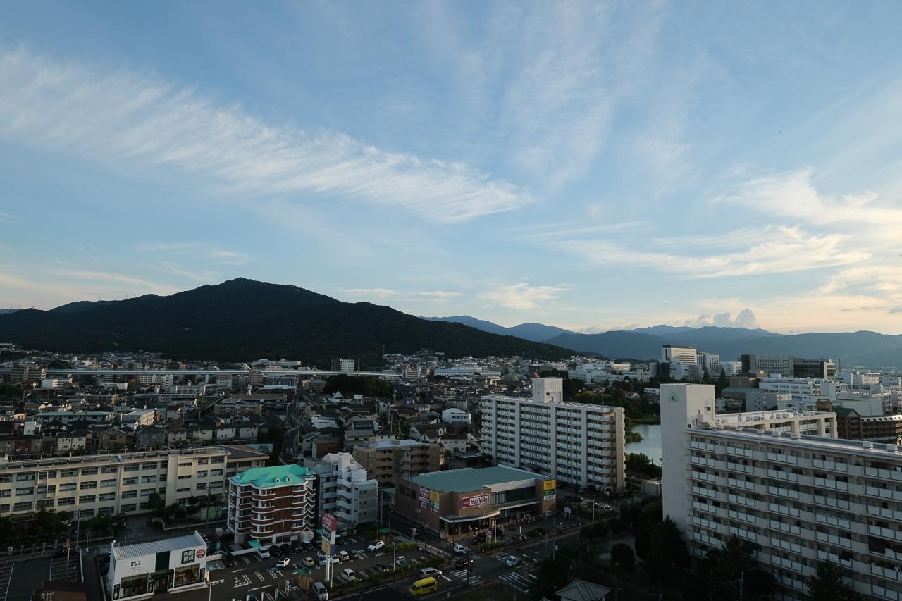 福岡市城南区神松寺の売買物件/油山の稜線まで見渡す、贅沢なロケーション。