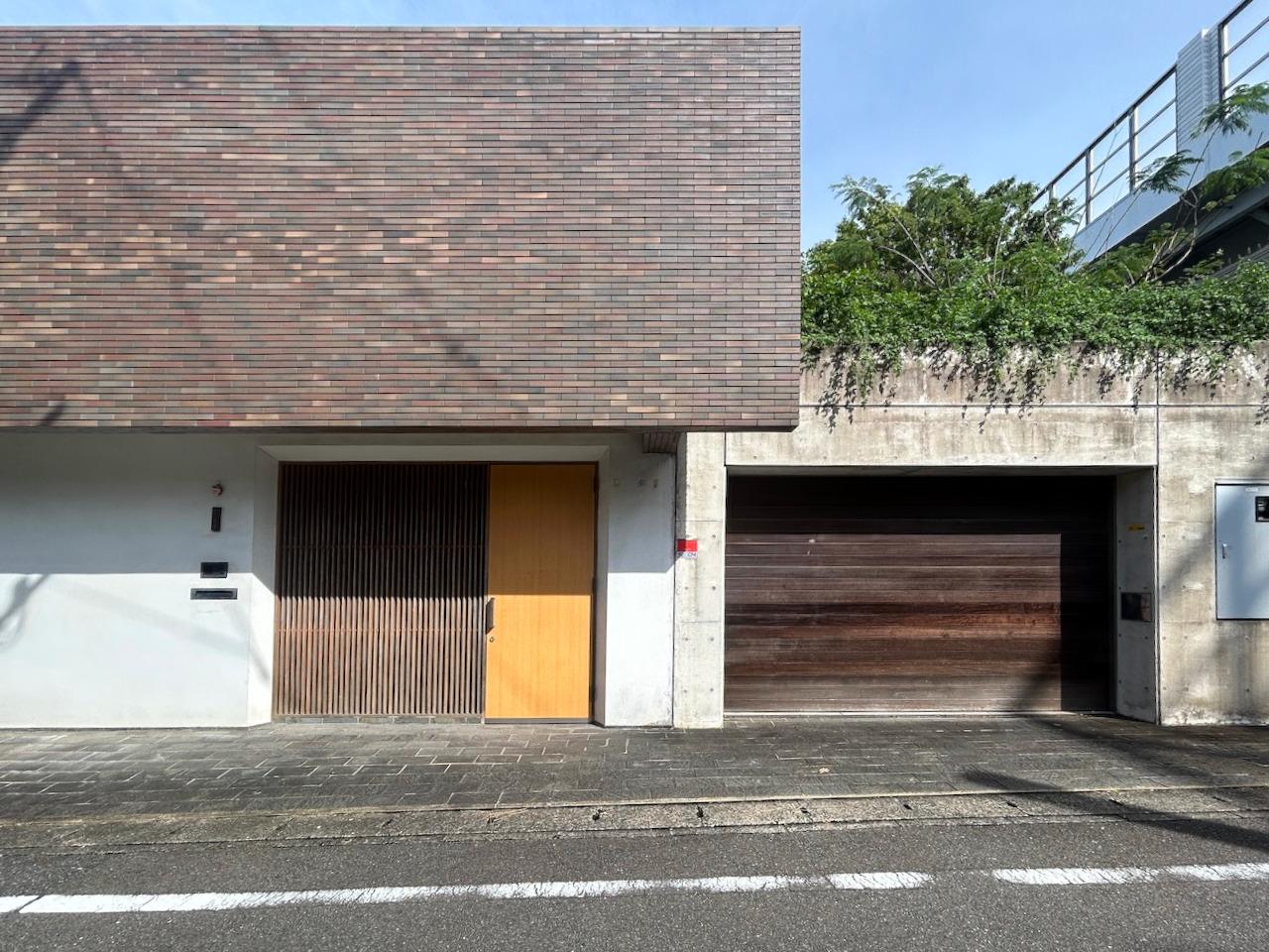 福岡市南区桧原の売買物件/ぜひ一度、その雰囲気を体感していただきたい外観です。