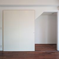 春日市春日原北町の賃貸物件/階段下を利用した収納が、嬉しいポイント。