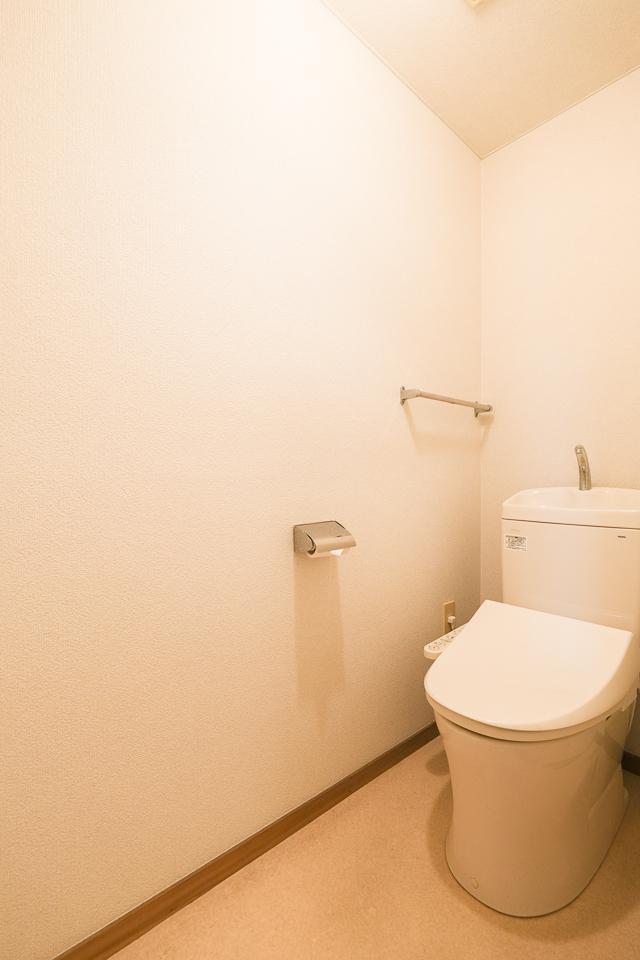 福岡市中央区舞鶴の賃貸物件/トイレ