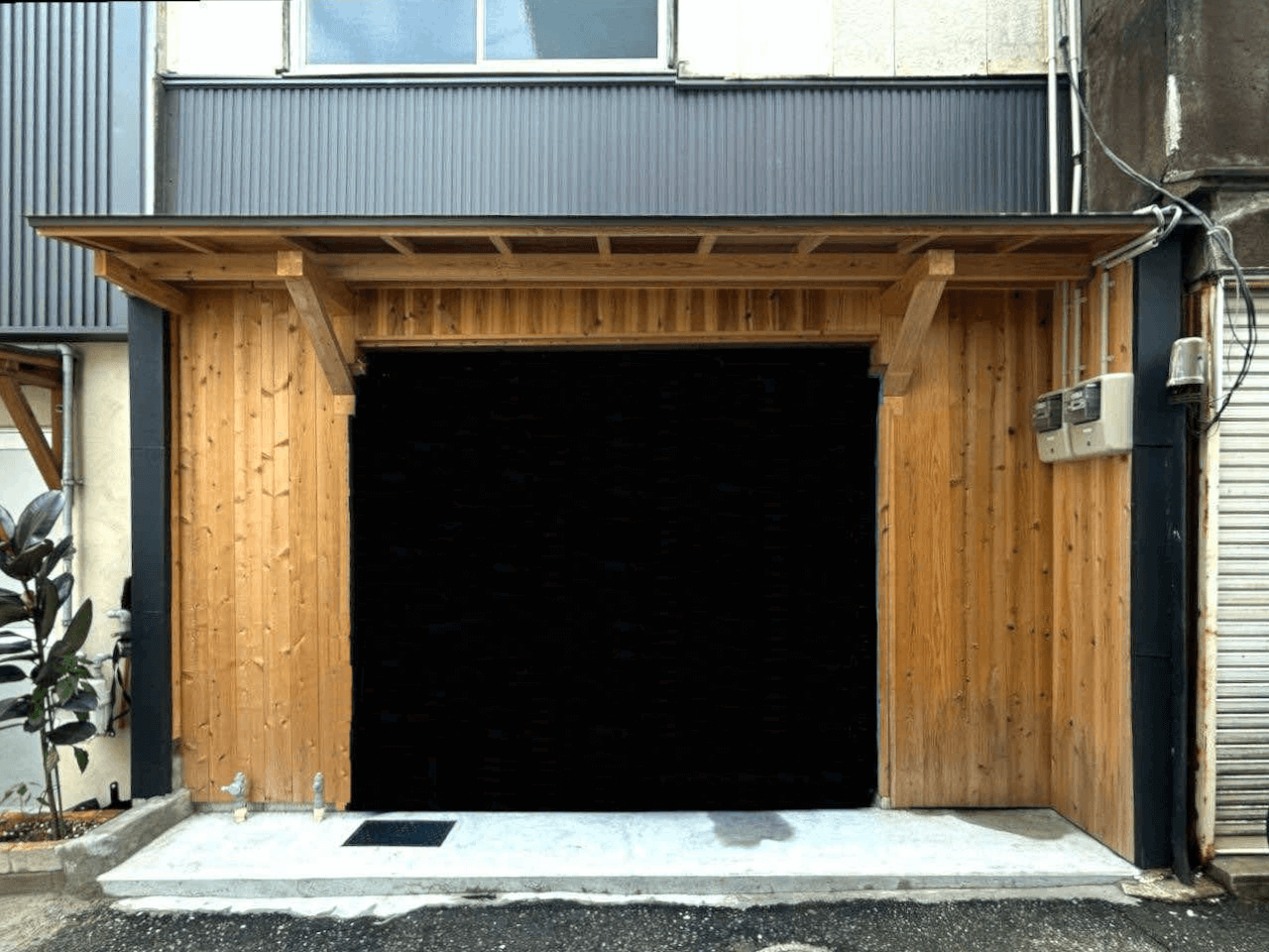 福岡市博多区綱場町の賃貸物件/古民家といっても、外観は改修工事が施され、ぐっと挑戦しやすくなりました。