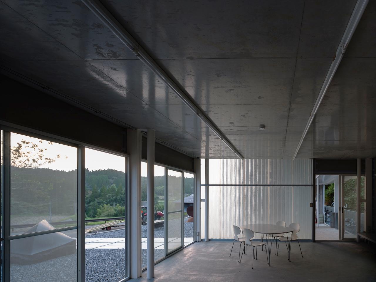 熊本県阿蘇市小国大字宮原の賃貸物件/窓の外には小国の自然の景色。