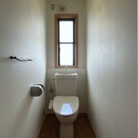 福岡市西区生の松原の賃貸物件/2階トイレ。1階にもトイレあります。