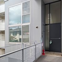 福岡市城南区田島の賃貸物件/クールな表情の共用部。