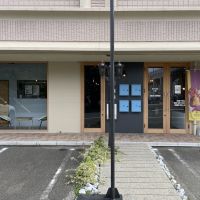 福岡市博多区春町の賃貸物件/1階はリノベプロジェクトでテナントが入居中。