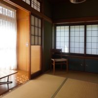 福岡市城南区田島の売買物件/リビング隣の和室。