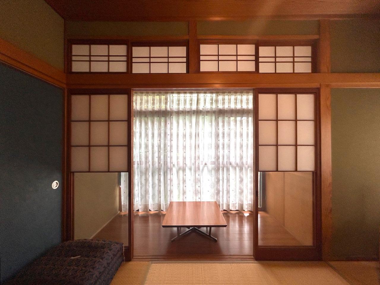 福岡市城南区田島の売買物件/縁側のようなスペースも。