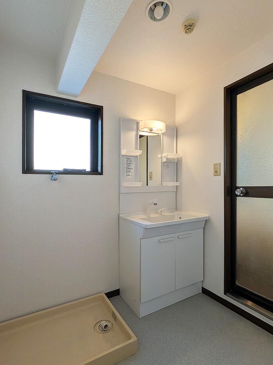 福岡市早良区昭代の賃貸物件/洗面スペース。