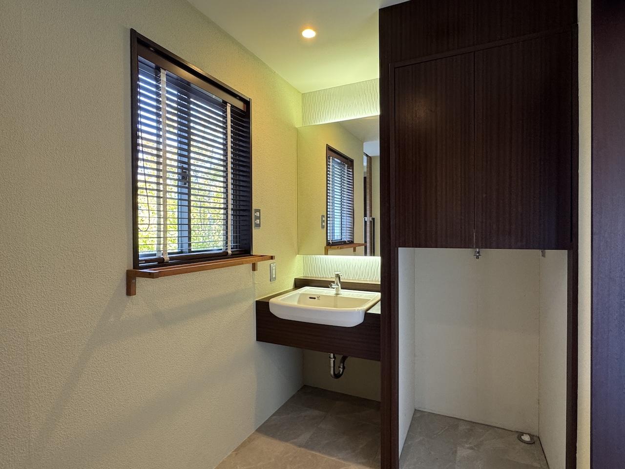 福岡県糸島市志摩芥屋の売買物件/水回りはホテルライクです。