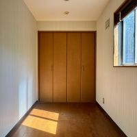 福岡県糸島市志摩芥屋の売買物件/コンパクトな洋室