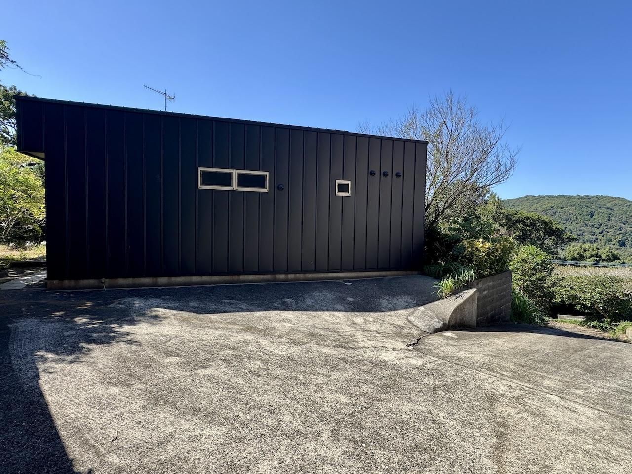 福岡県糸島市志摩芥屋の売買物件/シンプルな外観