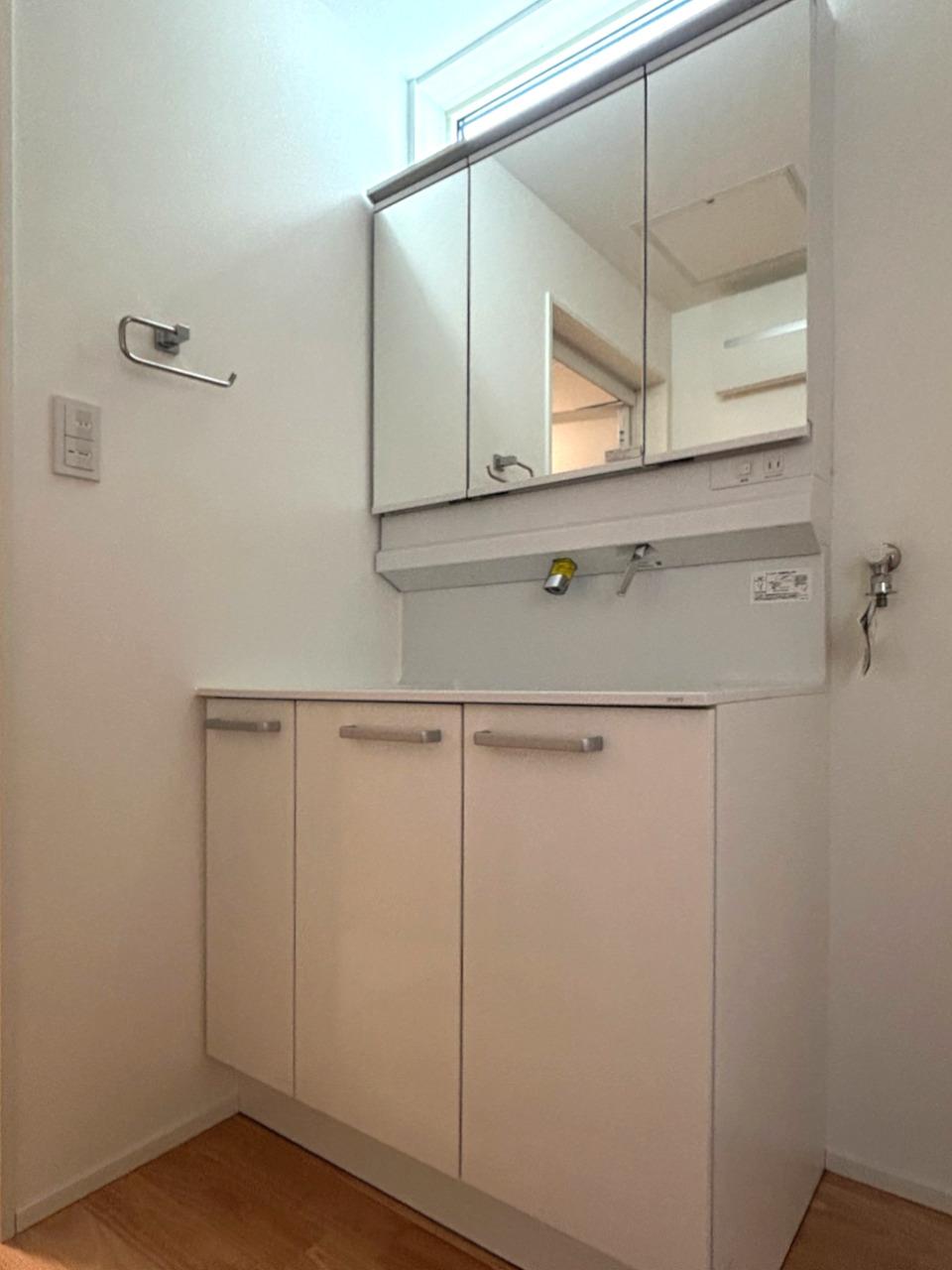 福岡市博多区千代の賃貸物件/シンプルな洗面台。