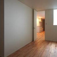 福岡市博多区千代の賃貸物件/全室に窓がありながら、開口部が吹き抜け部分なので、目線が気にならない設計。