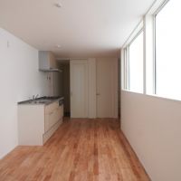 福岡市博多区千代の賃貸物件/無垢床の色味が好きです。