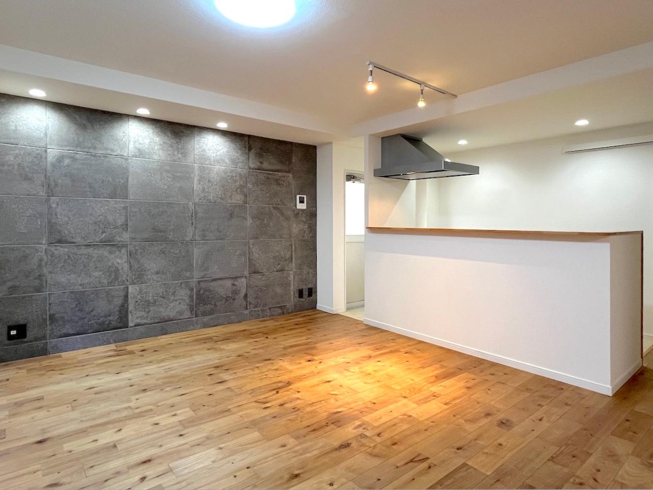 福岡市中央区平尾の賃貸物件/ありがとう、質実剛健リビング。