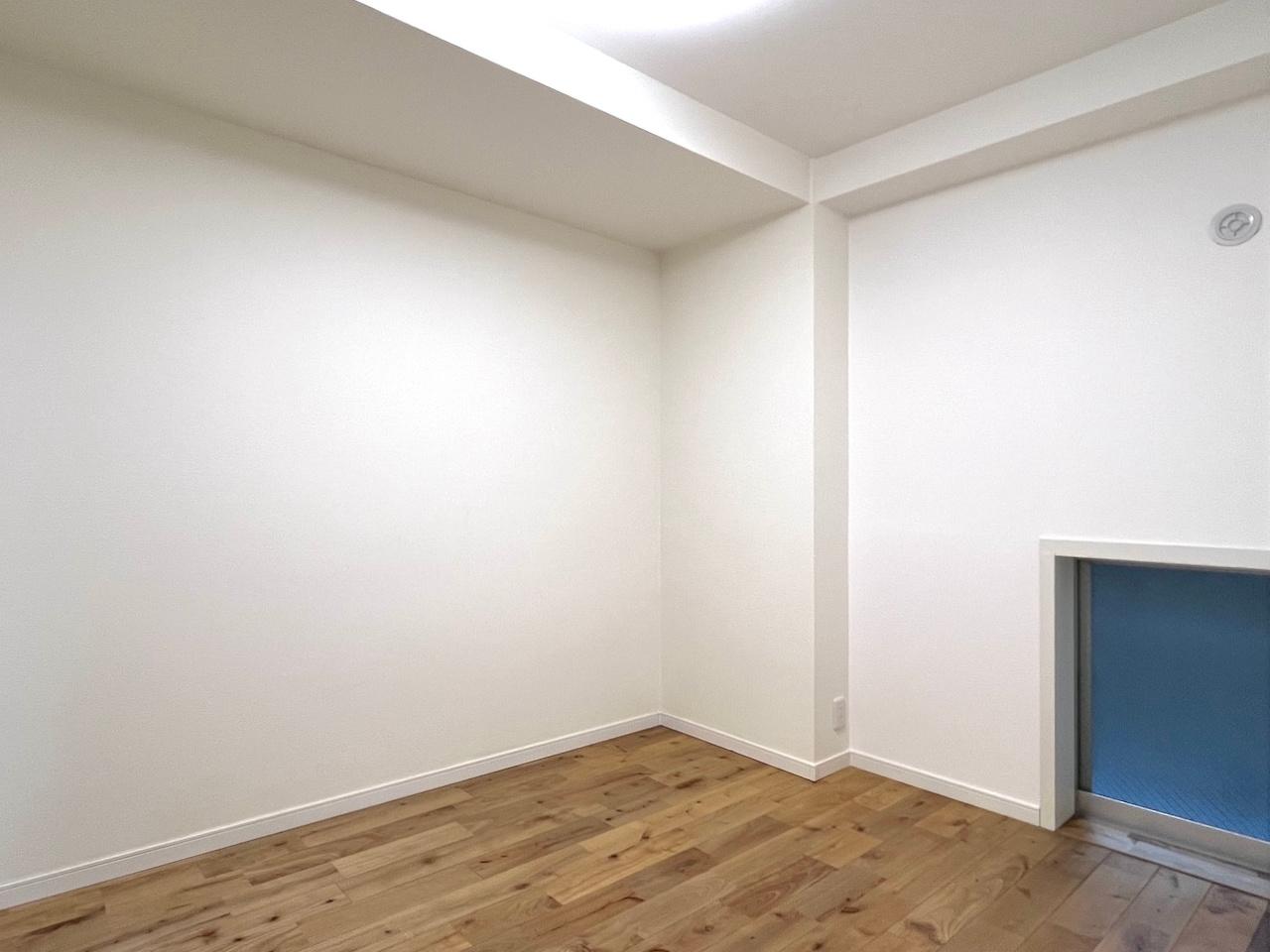 福岡市中央区平尾の賃貸物件/リビングサイドの洋室もナイス。ただ、眺望はリビングと同じです。