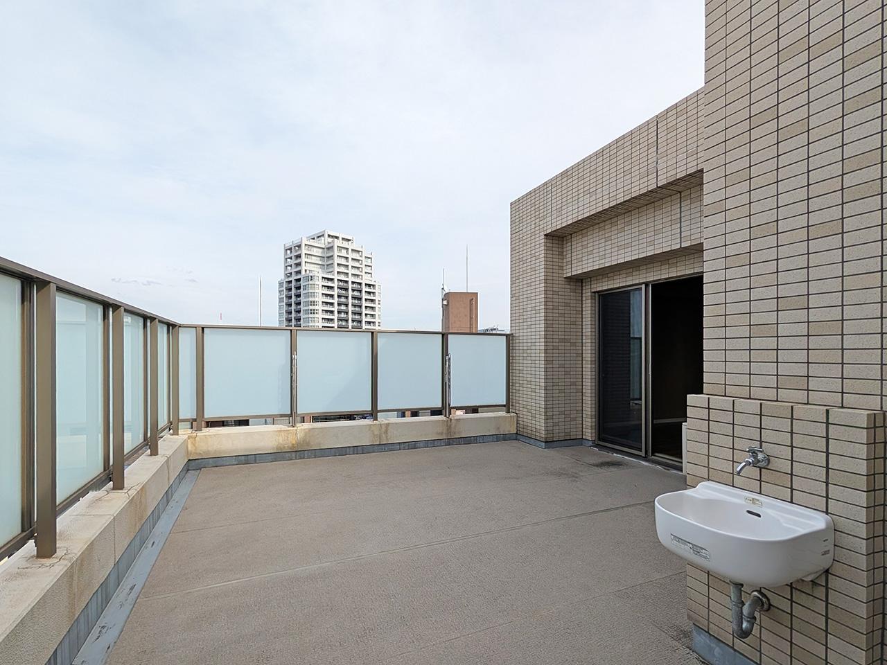 福岡市中央区港の賃貸物件/しかもこちらも水栓付き。