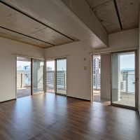 福岡市中央区港の賃貸物件/こちらの洋室は、天井が躯体現しです。