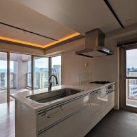 福岡市中央区港の賃貸物件/対面式で、お料理しながらリビングもバルコニーも様子が確認できます。