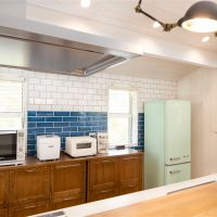 宮崎県日向市大字平岩久保田の賃貸物件/キッチン周りは本物のタイルです。