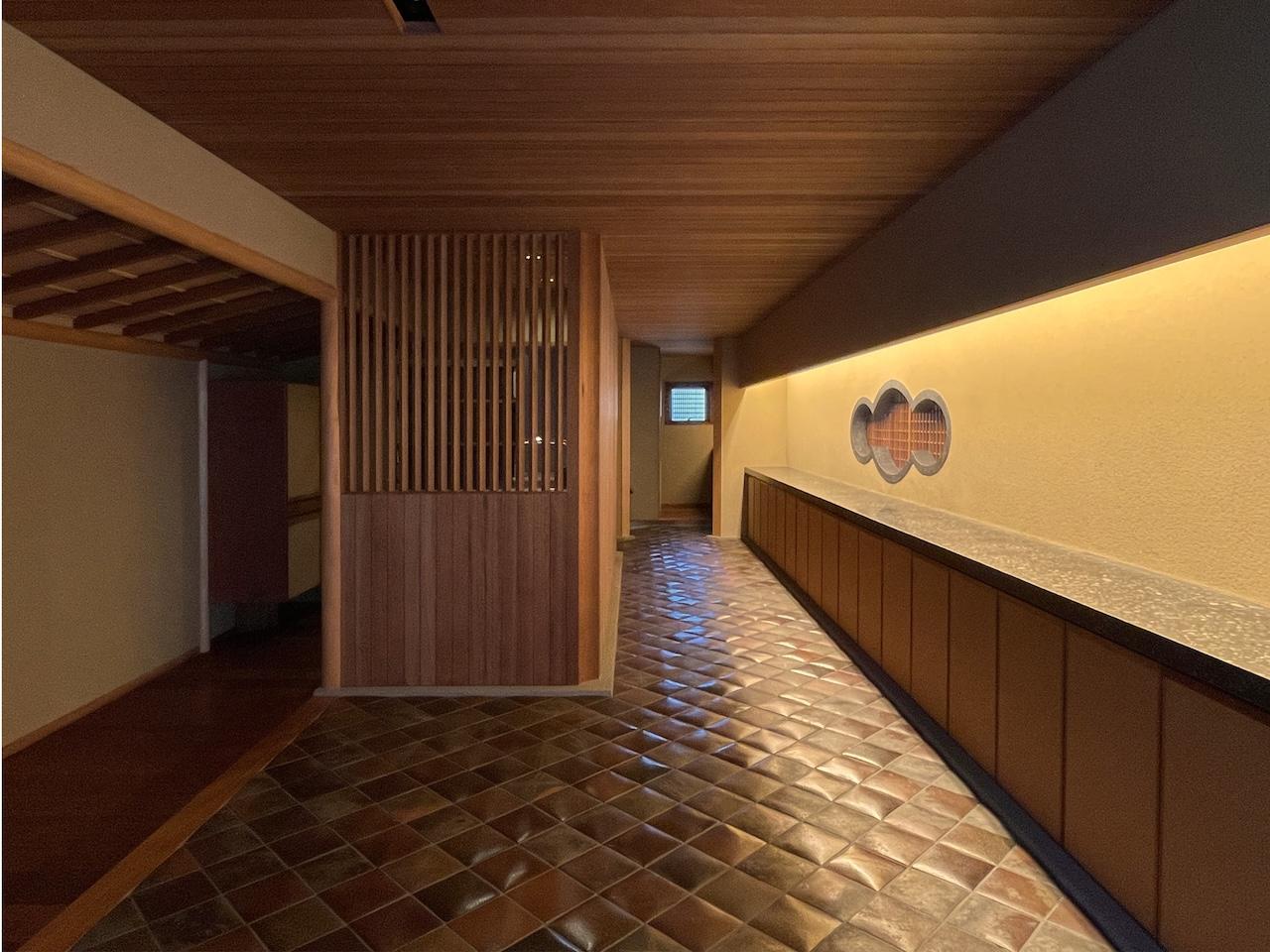 福岡市中央区梅光園の売買物件/何度も自分を疑いますが、ここはマンションの1室です。