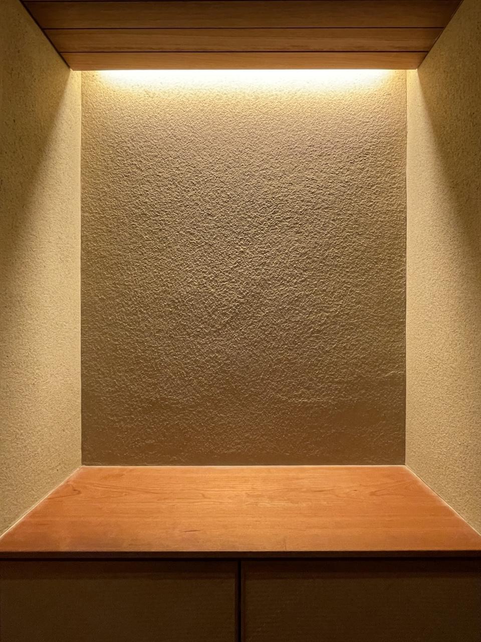 福岡市中央区梅光園の売買物件/玄関には、盆栽でも飾りたいものです。