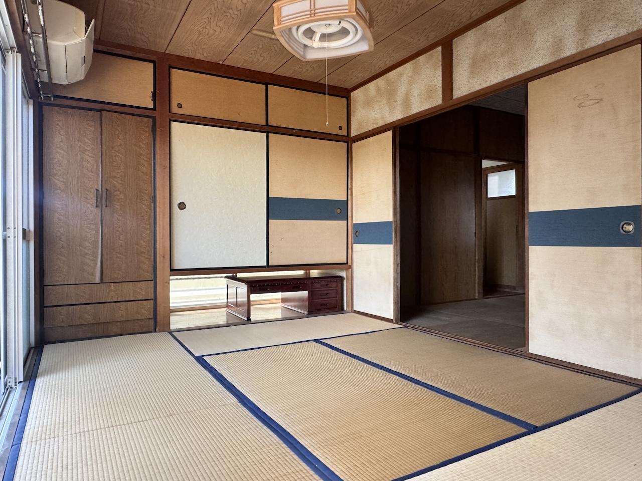 福岡市早良区小田部の賃貸物件/襖のアンバランス感が好き。