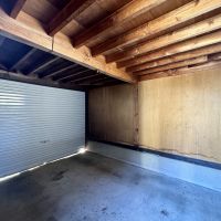 福岡市早良区小田部の賃貸物件/お庭の横には車庫もあります。