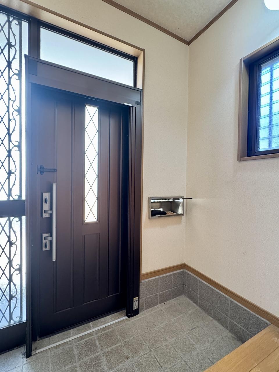 福岡市早良区小田部の賃貸物件/玄関