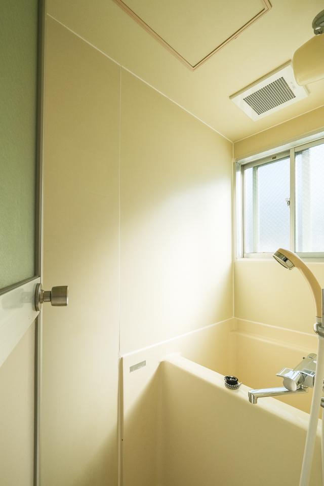 福岡市中央区谷の賃貸物件/お風呂はかなりコンパクトです