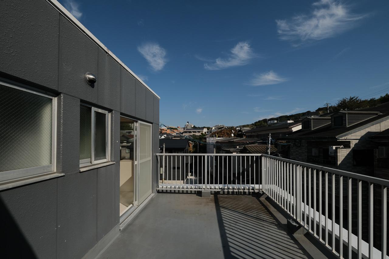 福岡市中央区谷の賃貸物件/机も椅子もハンモックもなんでも置けちゃう広さです。