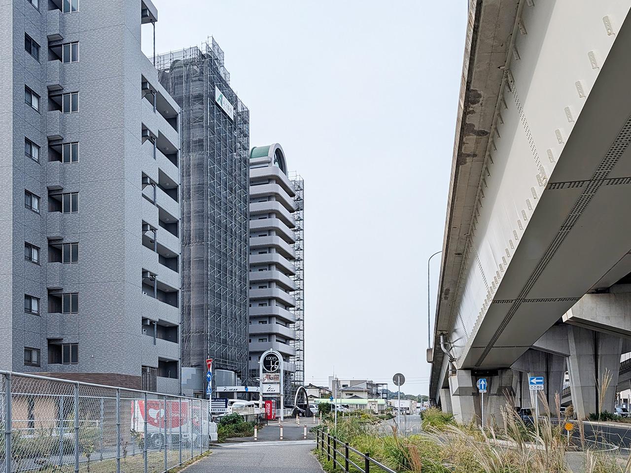 福岡市西区今宿青木の売買物件/高速道路とは、この距離感。