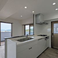 福岡市西区今宿青木の売買物件/キッチンからも外の景色がしっかりと見えます。