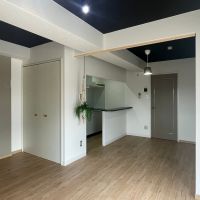 福岡市博多区春町の賃貸物件/天井には墨を使った特殊な塗料。