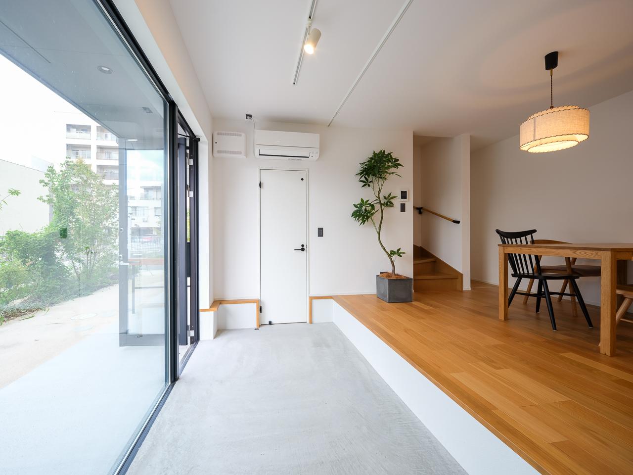 山口県防府市八王子の賃貸物件/リビング横の土間をテナントとして使う、なりわいタイプ。