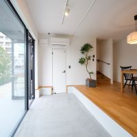 山口県防府市八王子の賃貸物件/リビング横の土間をテナントとして使う、なりわいタイプ。