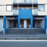 福岡市早良区西新の賃貸物件/正面玄関。