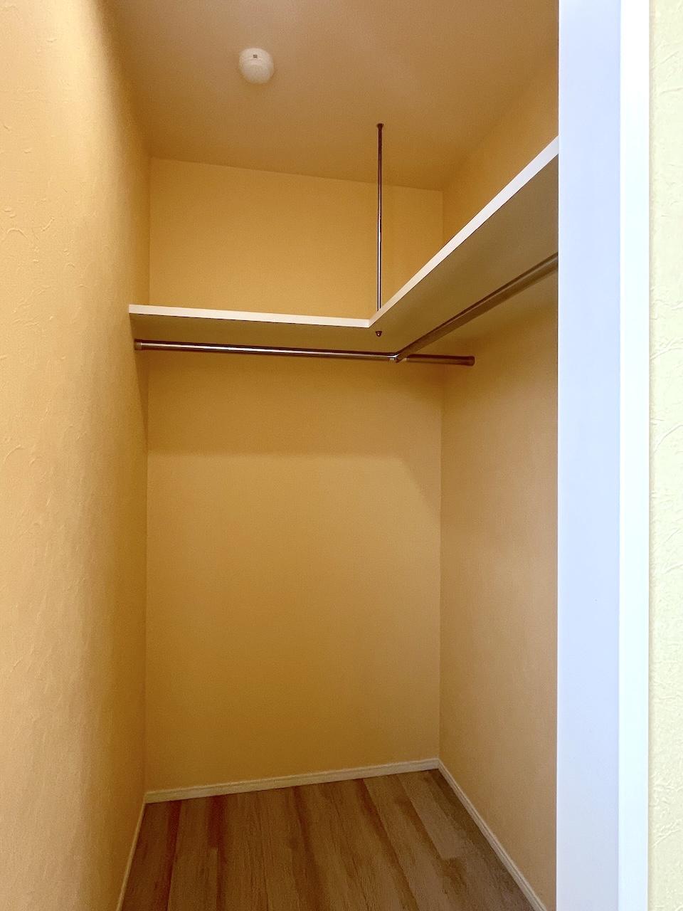 福岡市城南区飯倉の賃貸物件/広々クローゼットも完備。