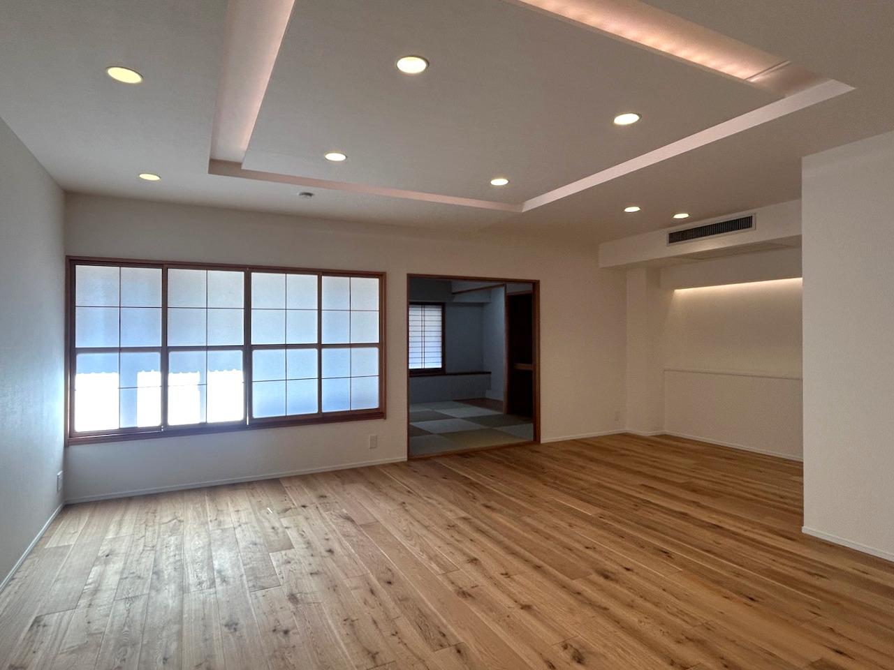 福岡市中央区荒戸の賃貸物件/夜は間接照明だけで過ごす、しっとりした時間も似合いそうです。