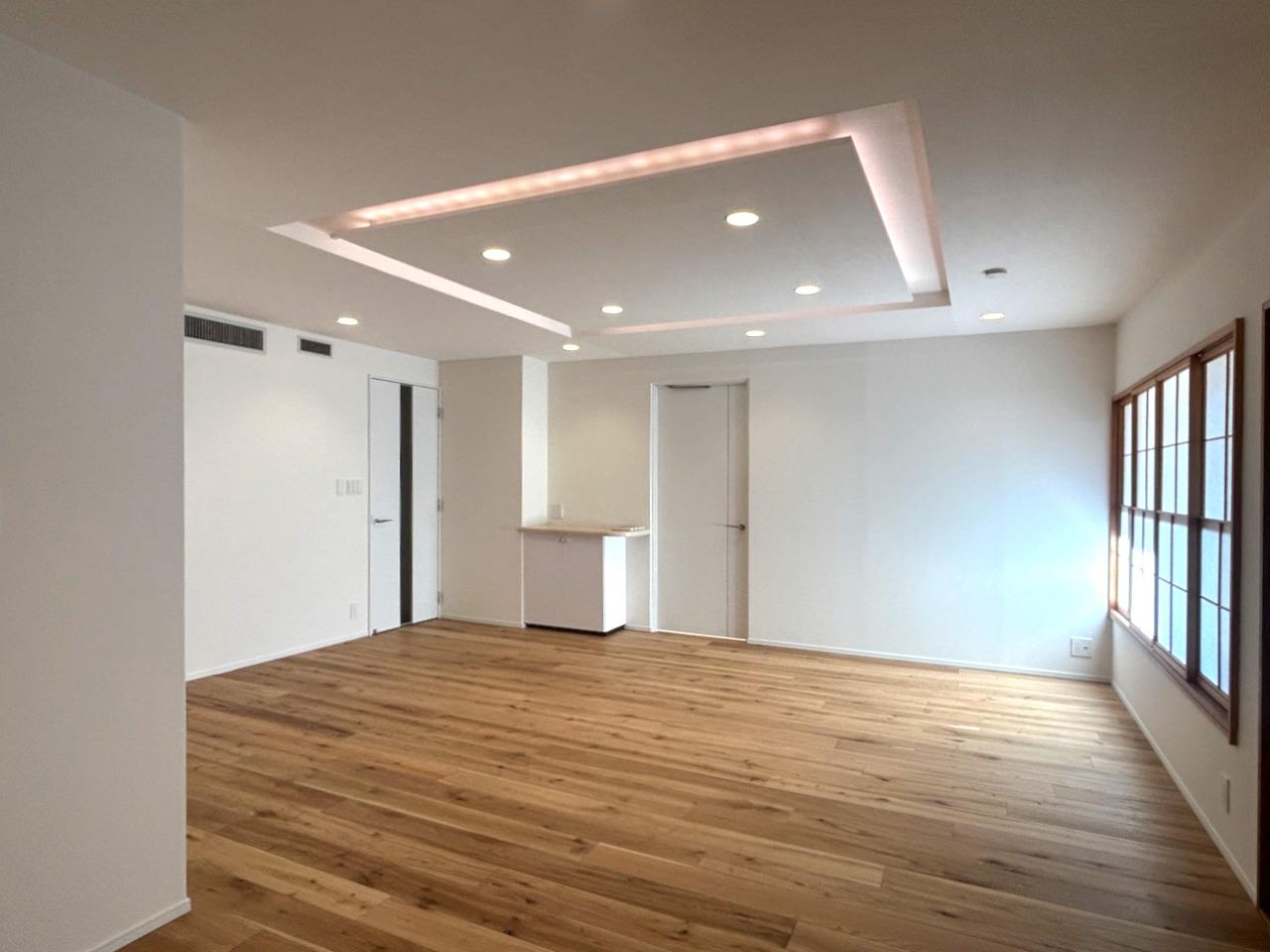 福岡市中央区荒戸の賃貸物件/20畳超えの、のびやかなリビング。