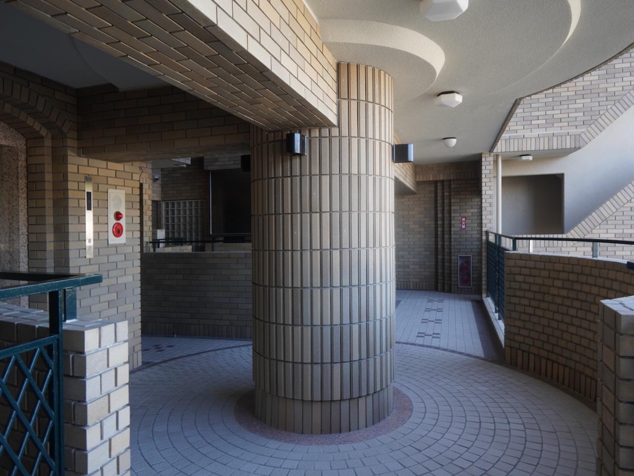 福岡市中央区荒戸の賃貸物件/共用部にも余裕を感じます。