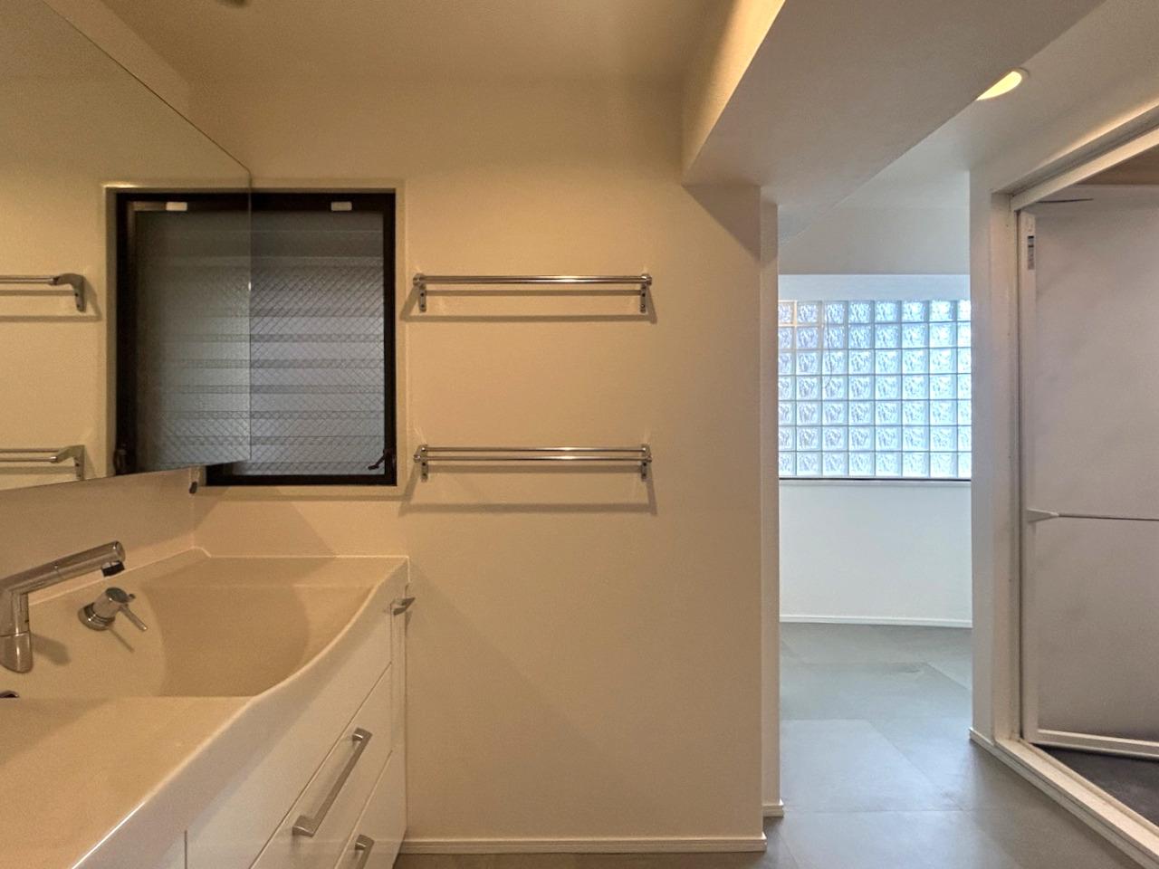 福岡市中央区荒戸の賃貸物件/水回りにも、余白を感じる空間です。