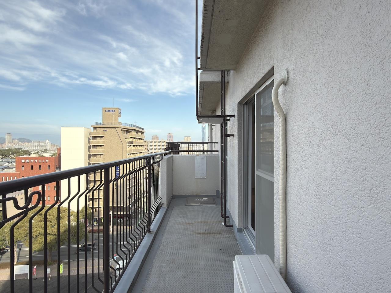 福岡市早良区高取の賃貸物件/LDKから出入り可能なバルコニー。