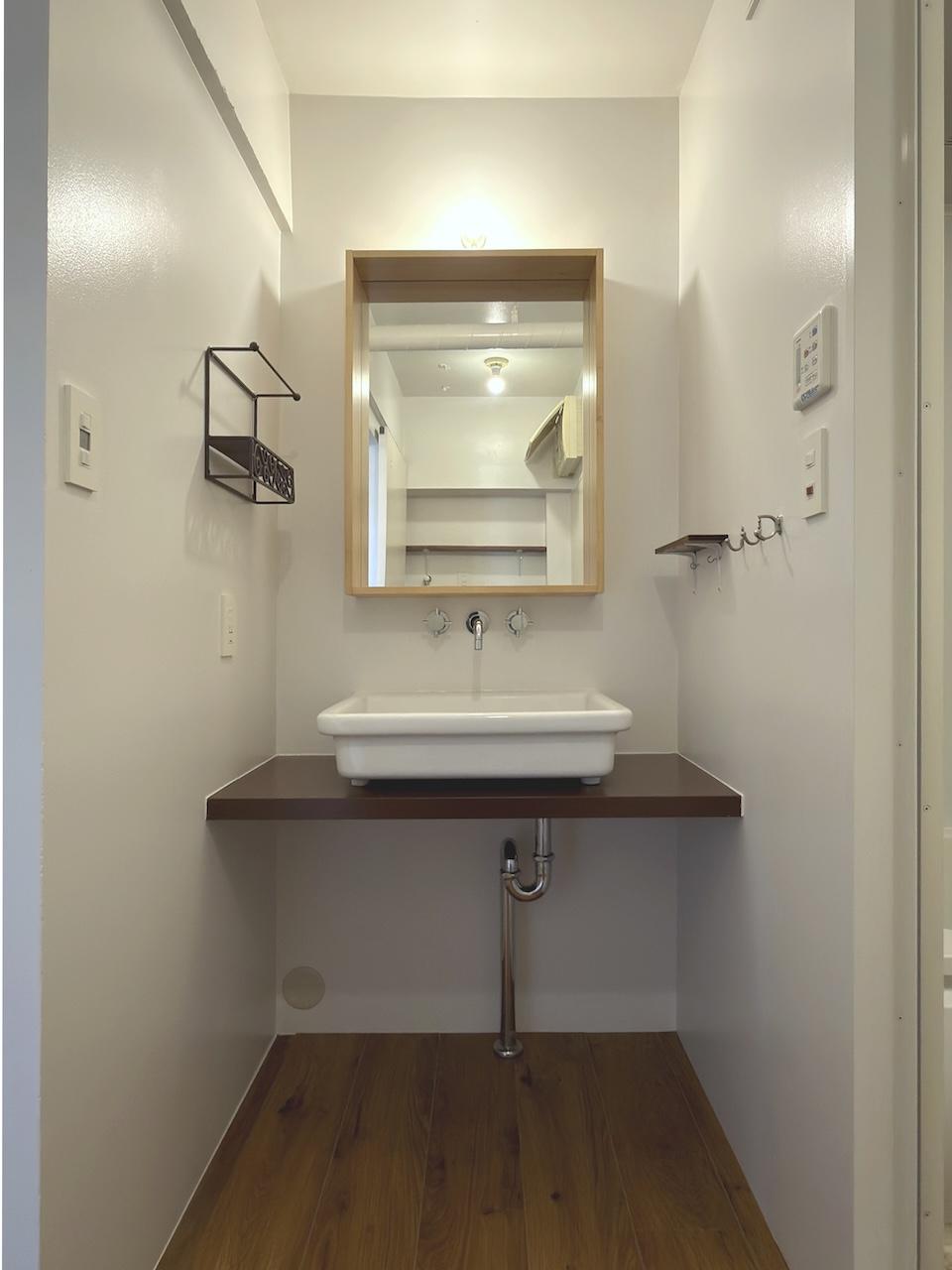 福岡市早良区高取の賃貸物件/オリジナルの洗面所