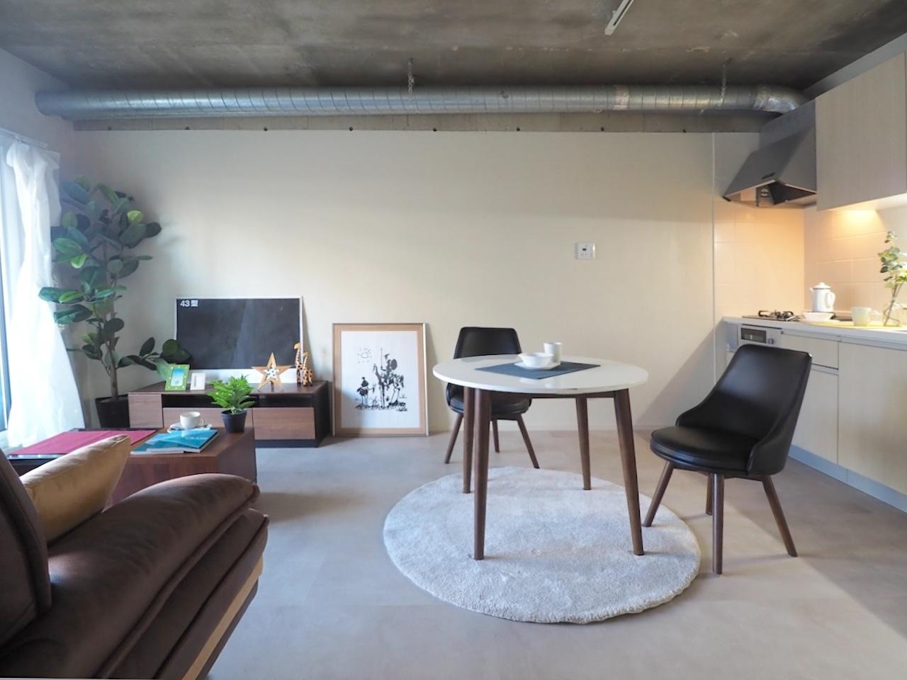 福岡市南区高宮の賃貸物件/スモーキーな配色が魅力です。