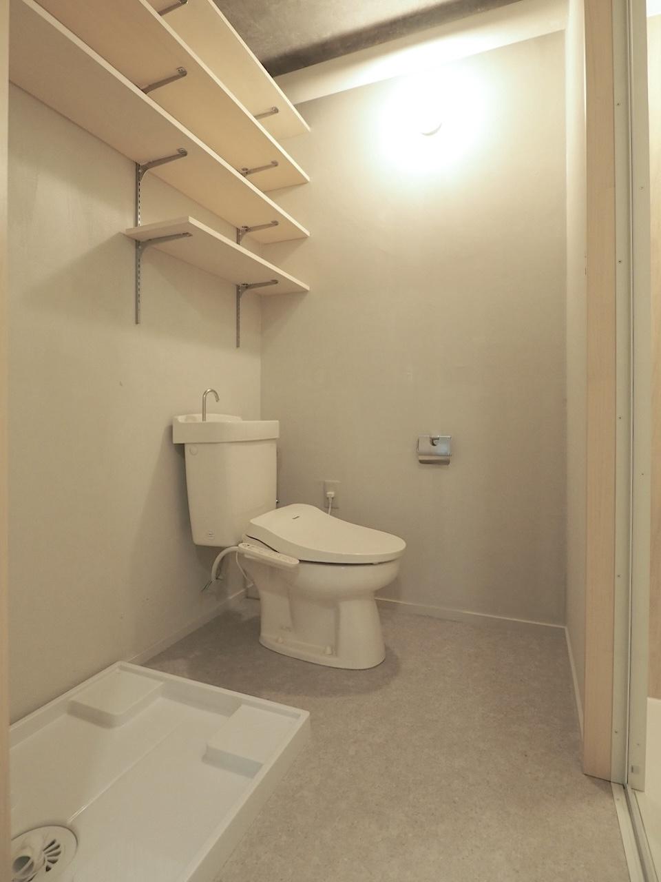 福岡市南区高宮の賃貸物件/脱衣所とトイレが一体型のレイアウトなので、ここは好みが分かれるかもしれません。